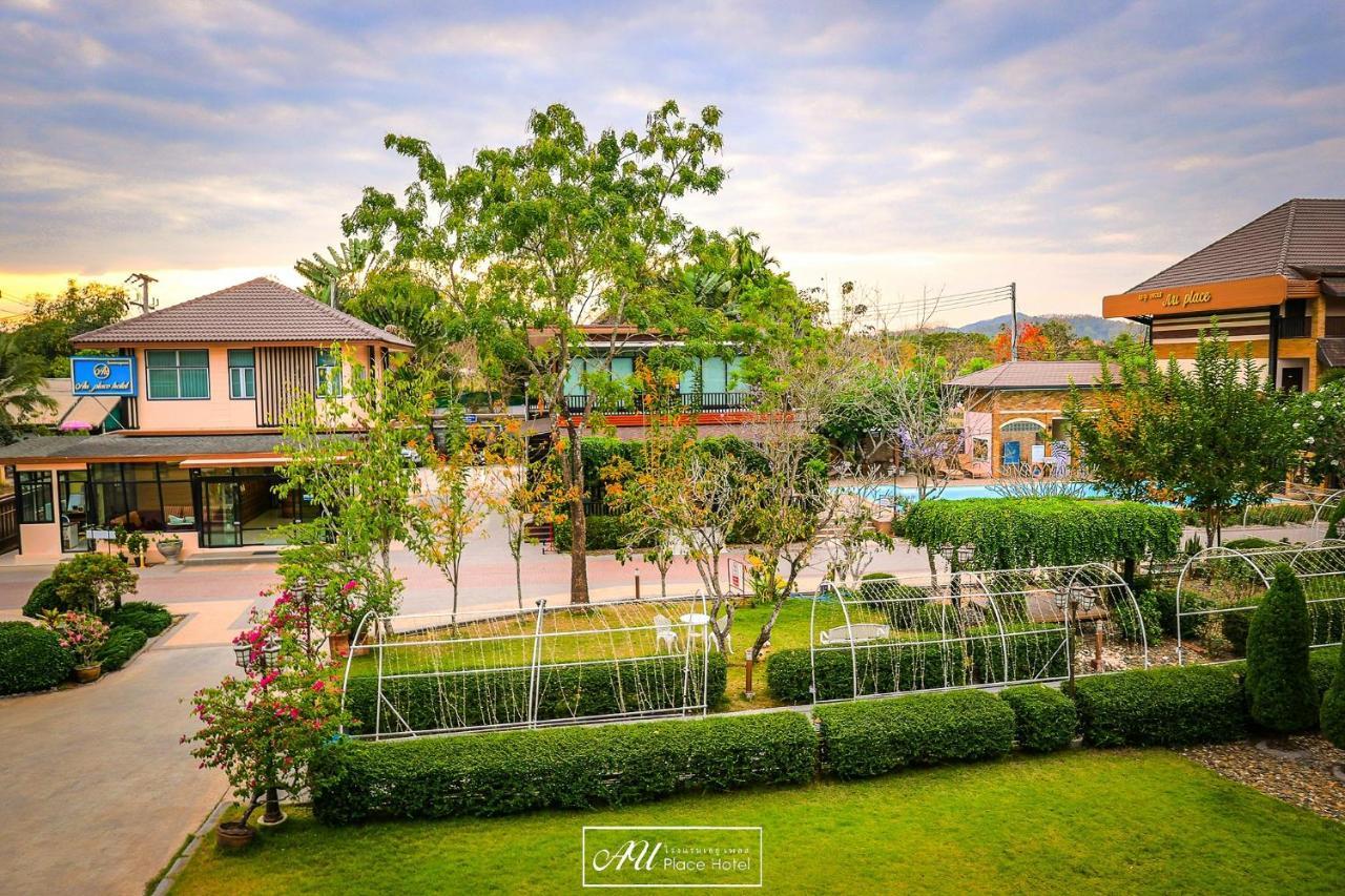 Au Place Hotel Loei Exteriör bild