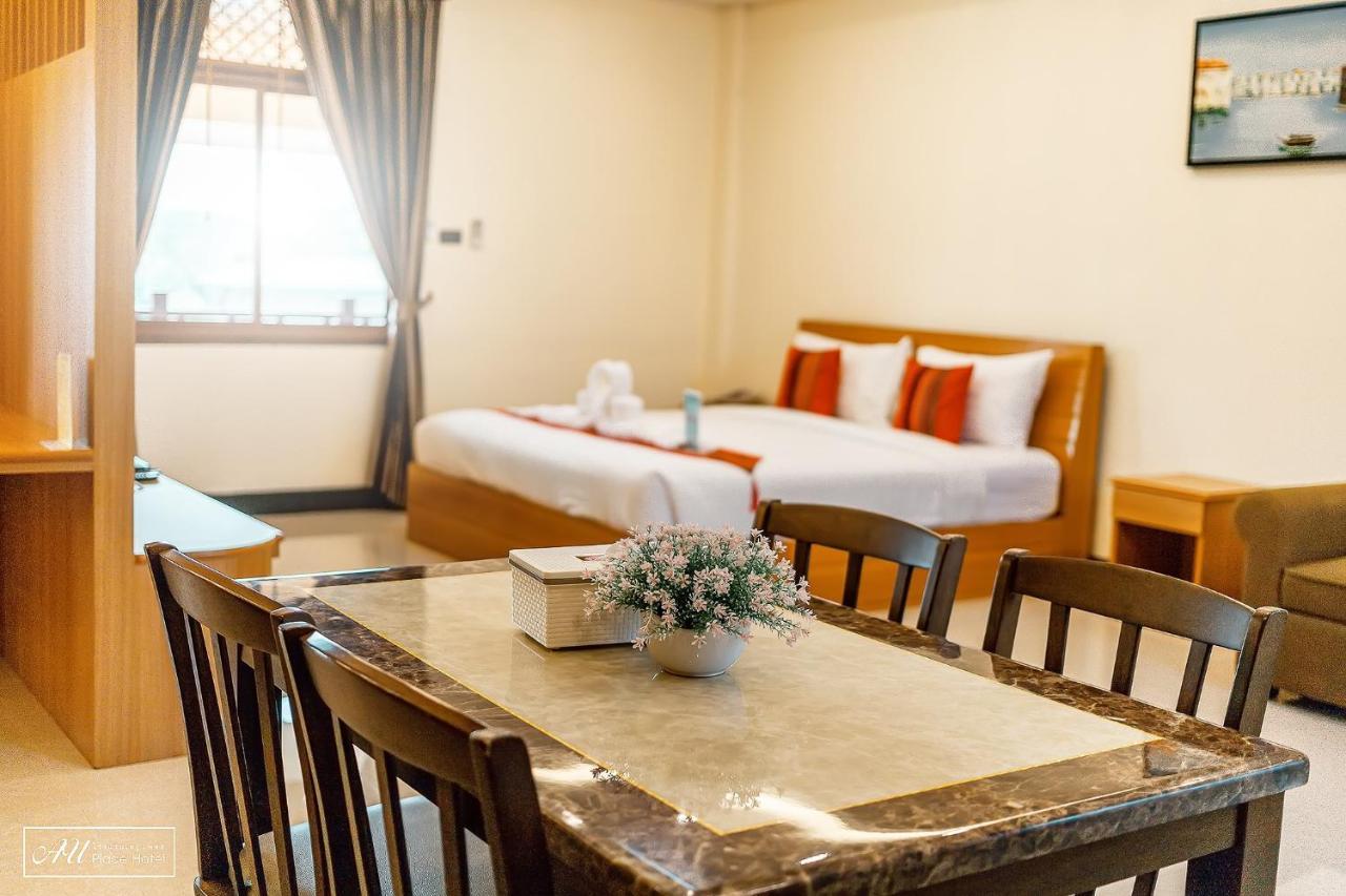 Au Place Hotel Loei Exteriör bild